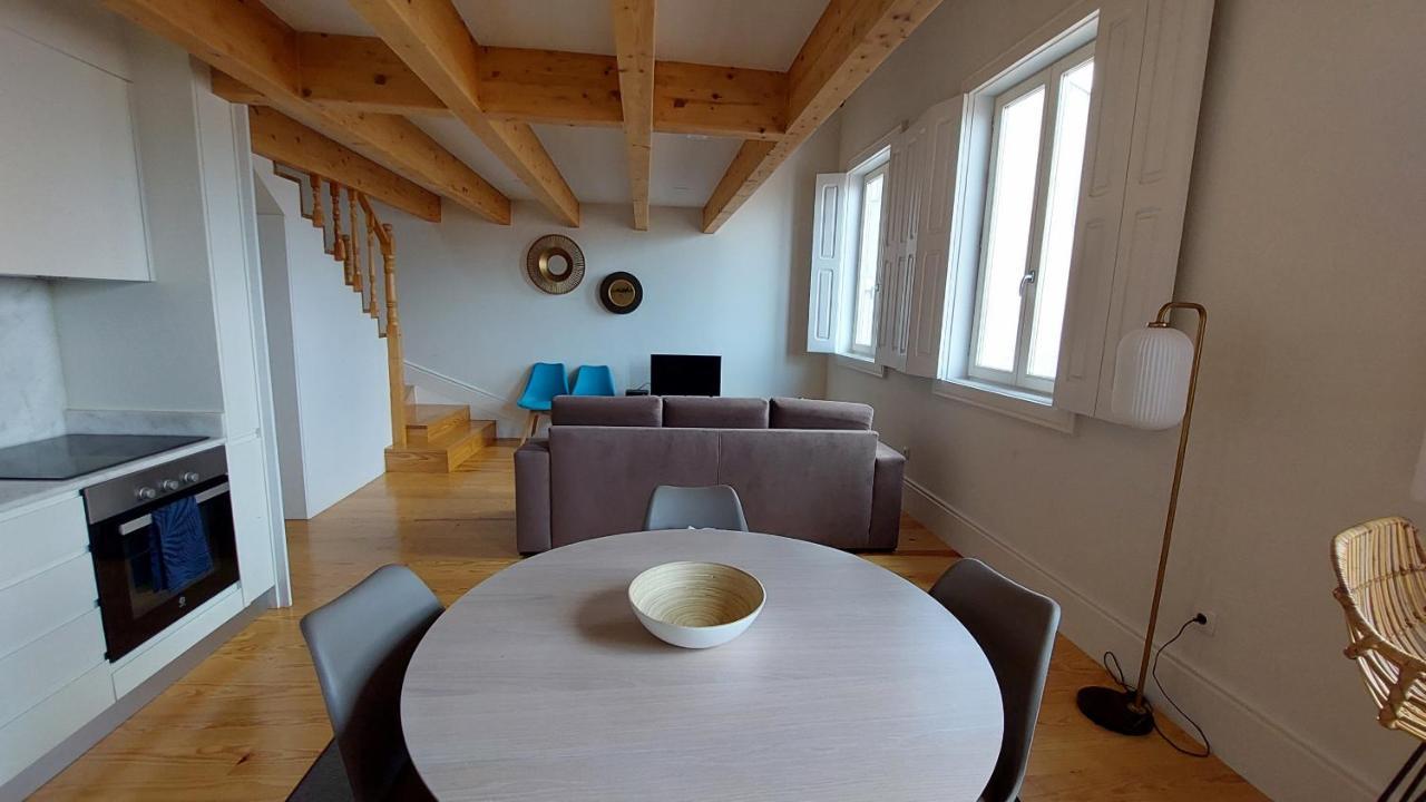 Downtown Clerigos Duplex With River View By Vacationy