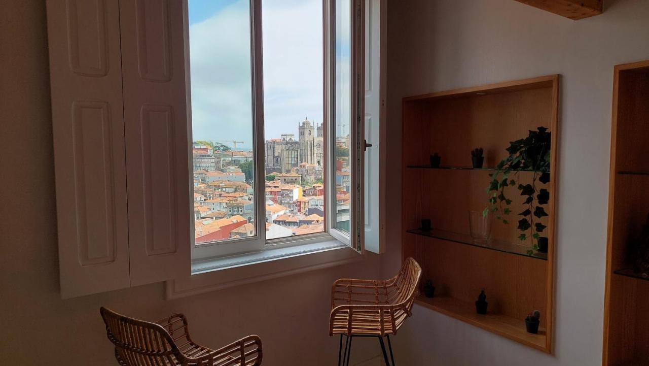 Downtown Clerigos Duplex With River View By Vacationy * Porto
