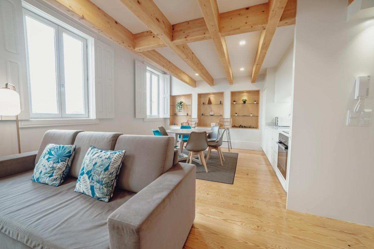 Downtown Clerigos Duplex With River View By Vacationy Porto