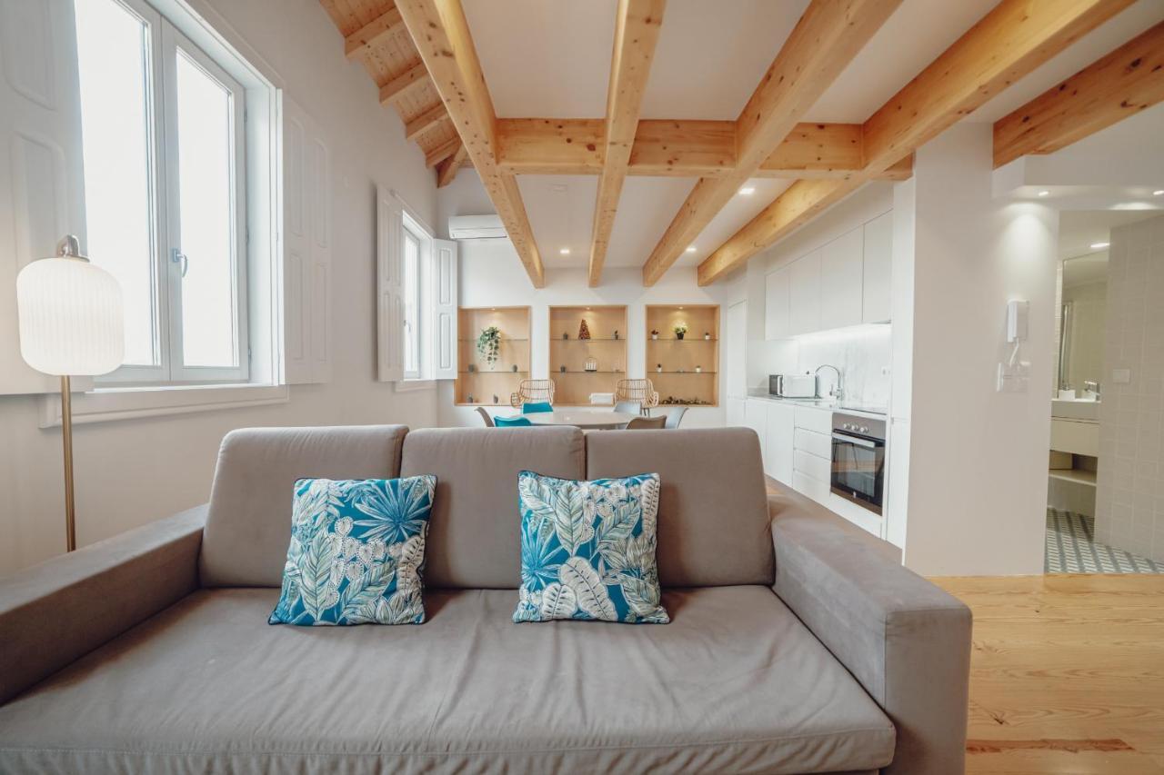 Apartment Downtown Clerigos Duplex With River View By Vacationy Porto