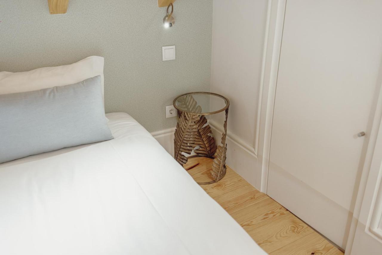 Apartment Downtown Clerigos Duplex With River View By Vacationy Porto