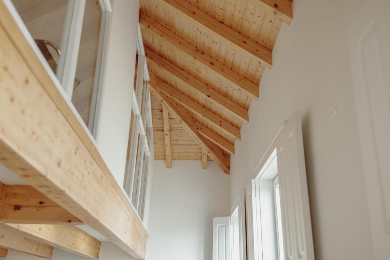 Downtown Clerigos Duplex With River View By Vacationy *