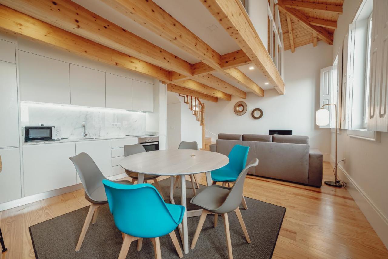 Downtown Clerigos Duplex With River View By Vacationy