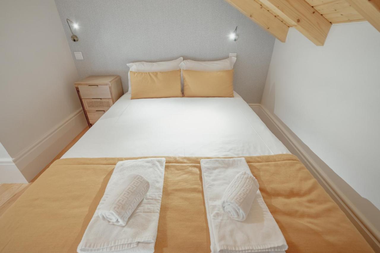 Downtown Clerigos Duplex With River View By Vacationy Porto